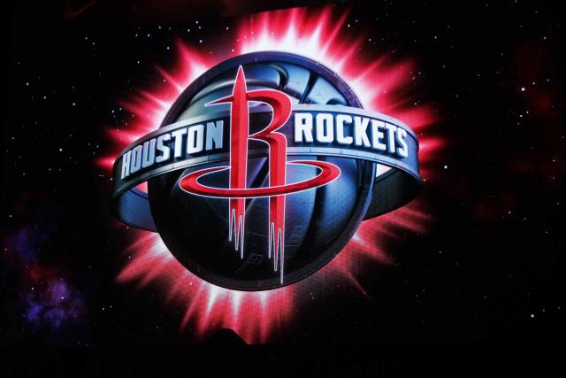 皇马齐达内战术显效4-0取胜塞尔塔（齐达内战术奏效，皇马4-0完胜塞尔塔）