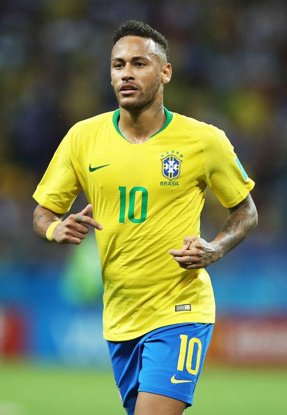 每体：博阿滕昨天再次造访巴萨，并且观看了青年队的比赛（每体：博阿滕昨日再访巴萨，现场观看青年队比赛）