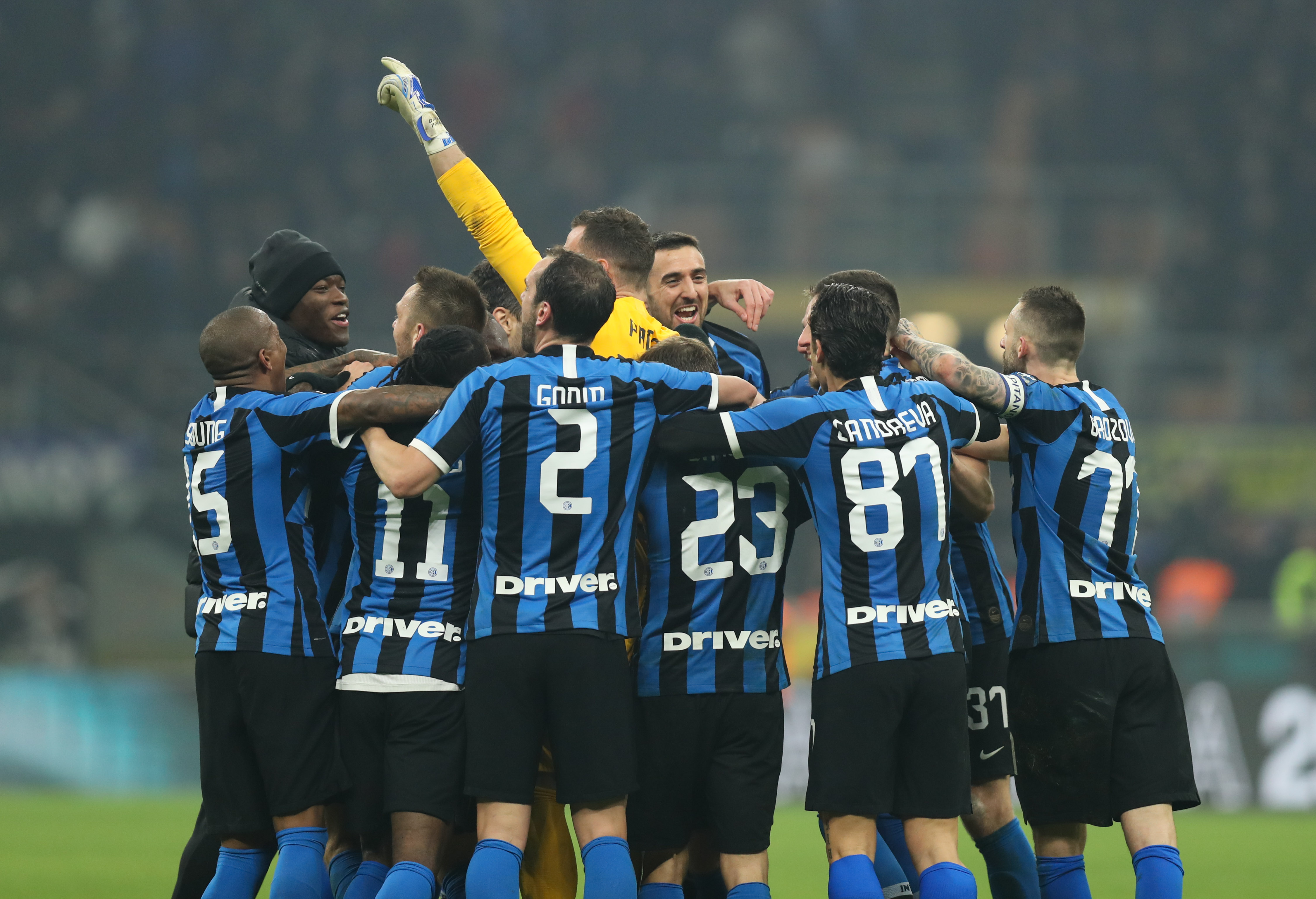 混合团体世界杯：德国队力克瑞典，邱党单打三分领衔，双打遗憾失利（混合团体世界杯：德国击退瑞典，邱党独揽三分，双打憾负）