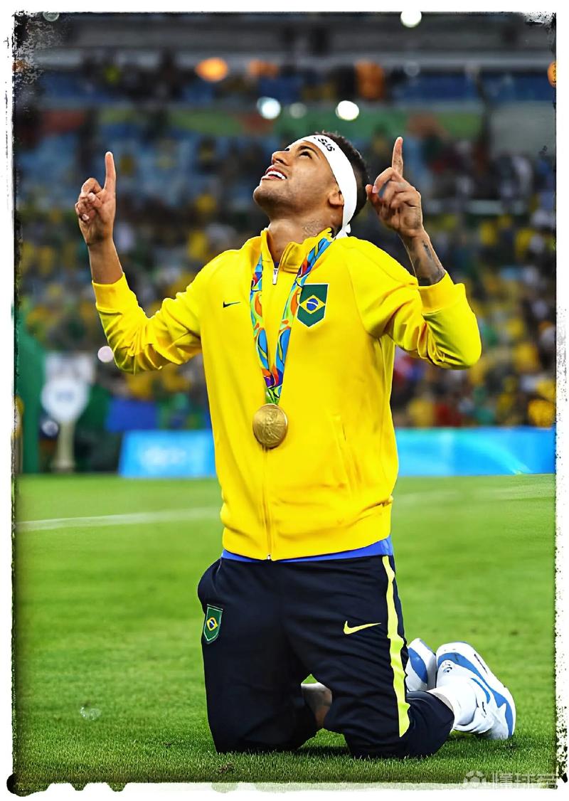 一同入选，麦卡利斯特兄弟是阿根廷时隔14年再度出现“兄弟国脚”（麦卡利斯特兄弟携手入选，阿根廷阔别14年再现兄弟国脚）