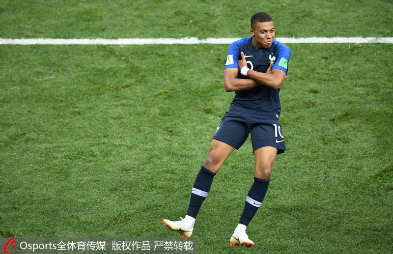 胡荷韬：伤病还没完全恢复，再将自己归为年轻球员就是懈怠了（胡荷韬：伤势未愈，不能再拿“年轻球员”当借口）