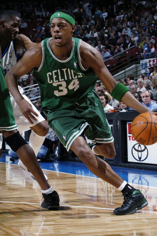 3战全胜！杨舒予9助攻卫冕冠军广东女篮大胜浙江 周琪22+6三分（广东女篮三连胜！卫冕冠军大胜浙江 杨舒予送出9助攻 周琪砍22分飙6记三分）