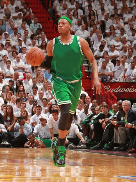 大四喜：姆巴佩vs奥林匹亚科斯个人集锦（姆巴佩四球之夜：对阵奥林匹亚科斯个人集锦）