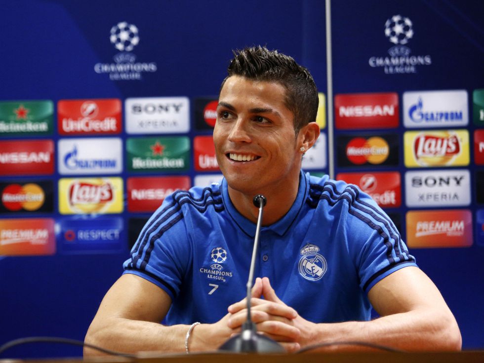 湖人惨败马刺，里夫斯和斯玛特说到点上了，詹姆斯还能重拾状态（惨负马刺！里夫斯、斯玛特点破症结，詹姆斯还能回勇？）